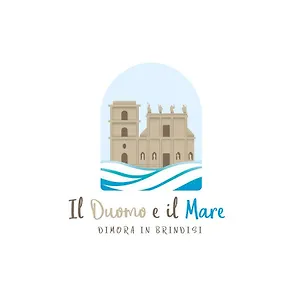 Il Duomo E Il Mare , Brindisi Italia